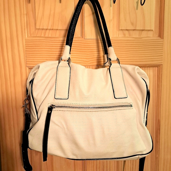 Guess Large Tote/Crossbody - Picture 2 of 12